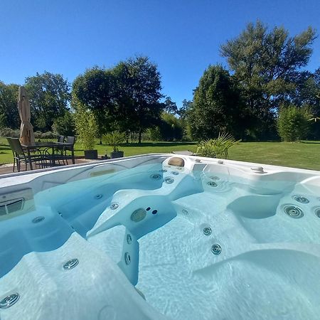 L'Oasis Des Pyrenees Villa Campuzan Bagian luar foto