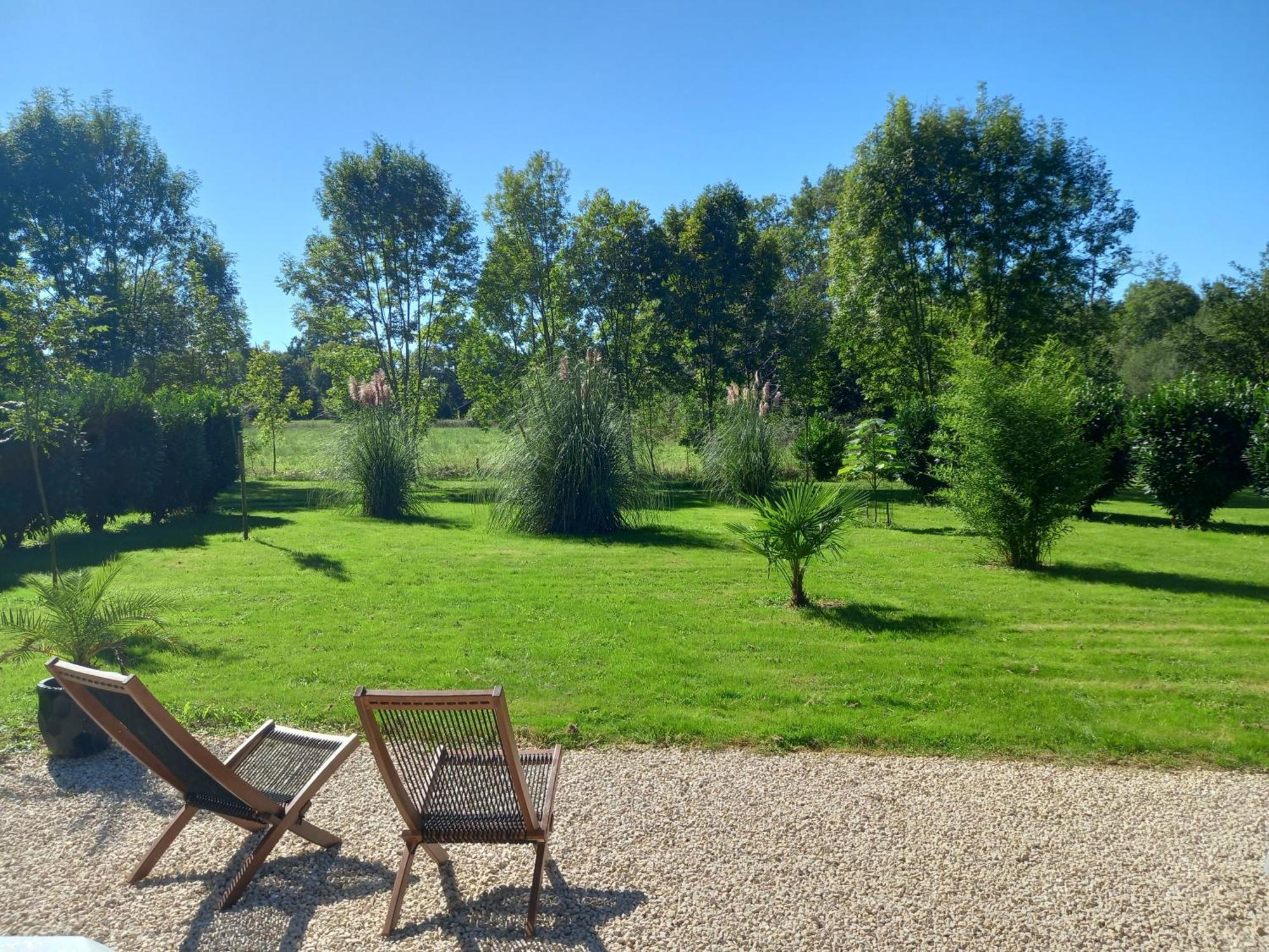 L'Oasis Des Pyrenees Villa Campuzan Bagian luar foto
