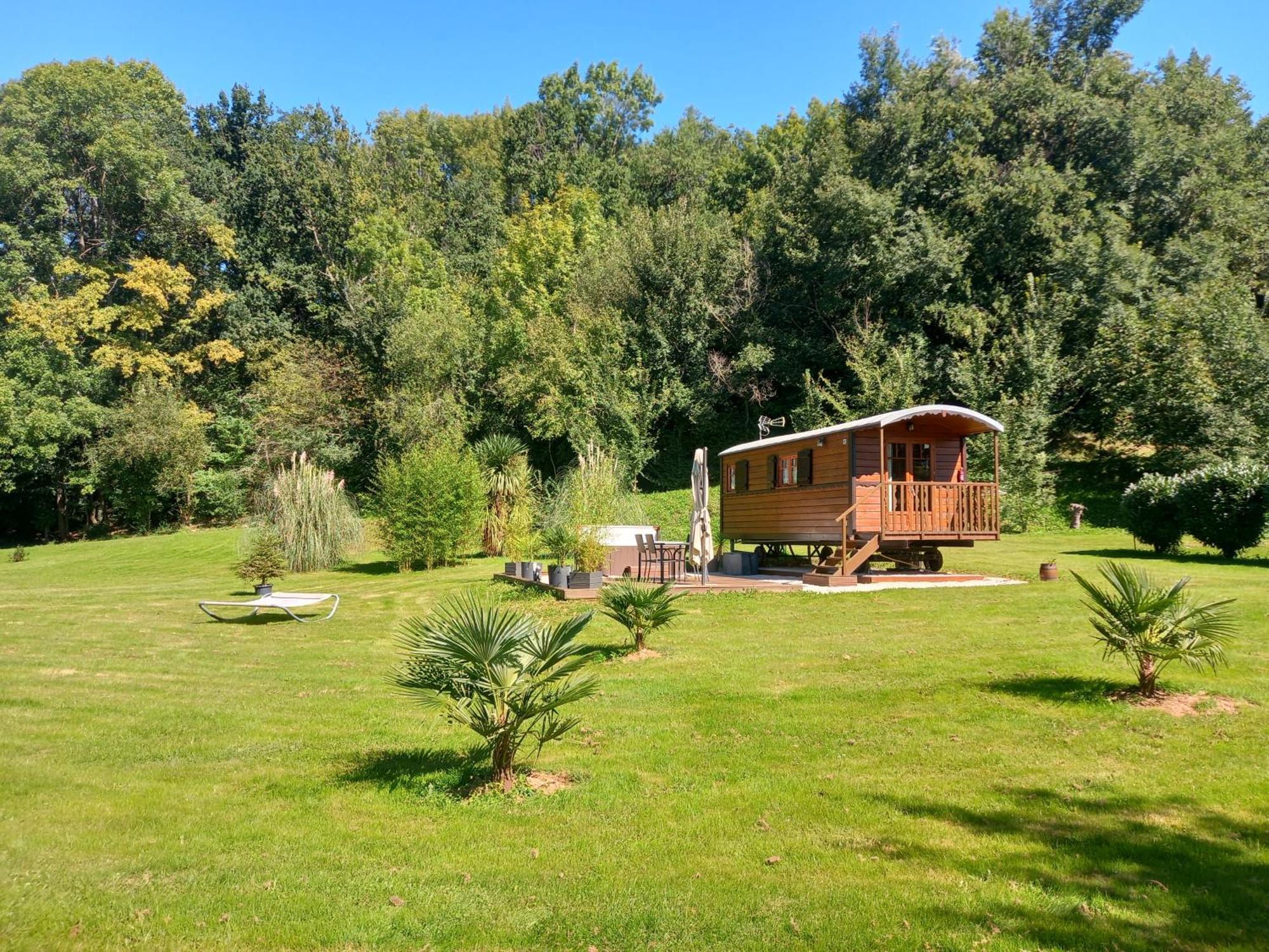 L'Oasis Des Pyrenees Villa Campuzan Bagian luar foto